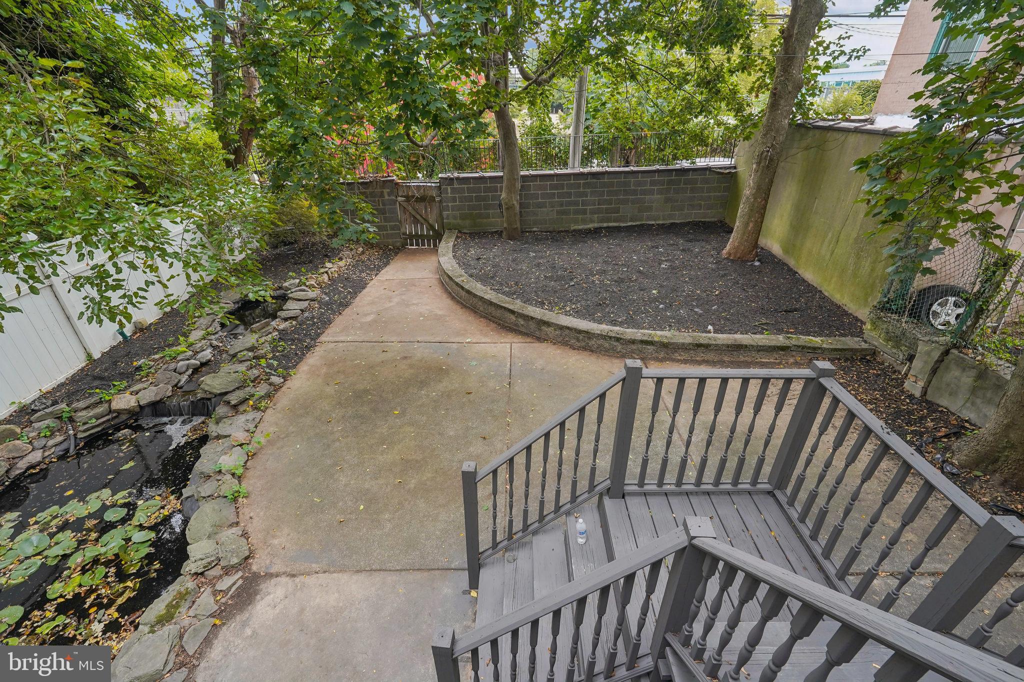 GERMANTOWN - Residential