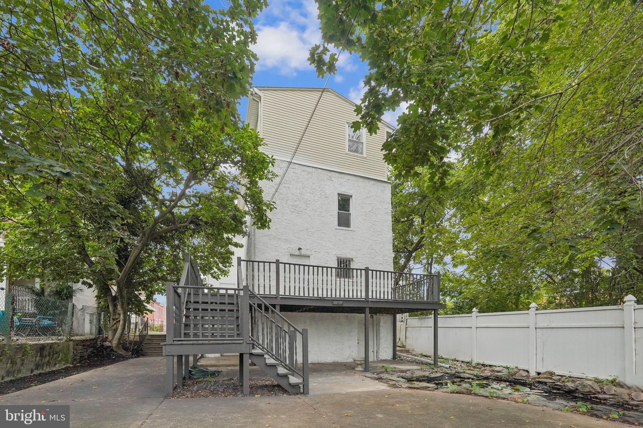 GERMANTOWN - Residential