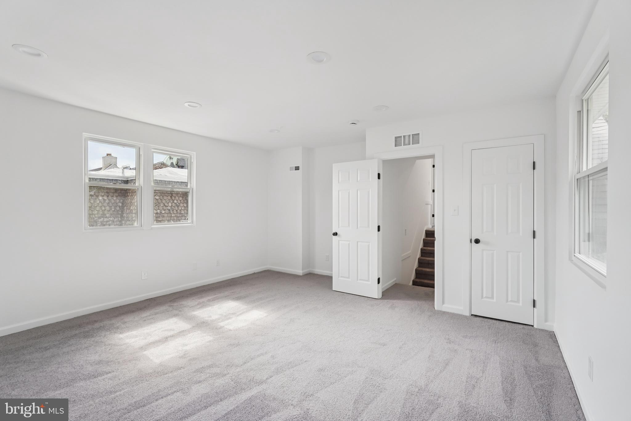 GERMANTOWN - Residential