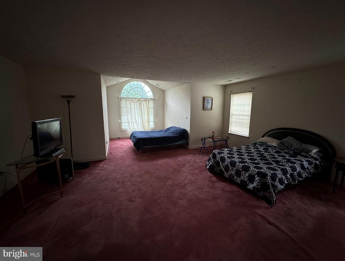 POTOMAC KNOLLS - Residential