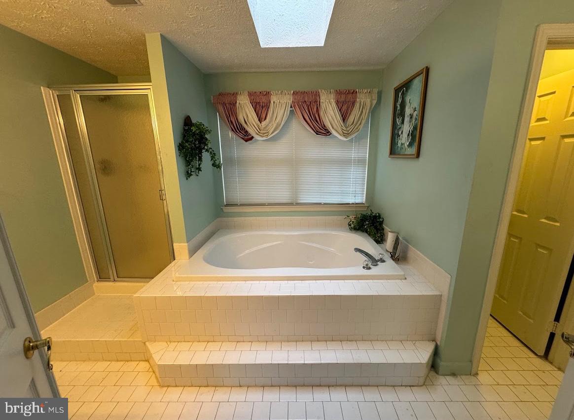 POTOMAC KNOLLS - Residential