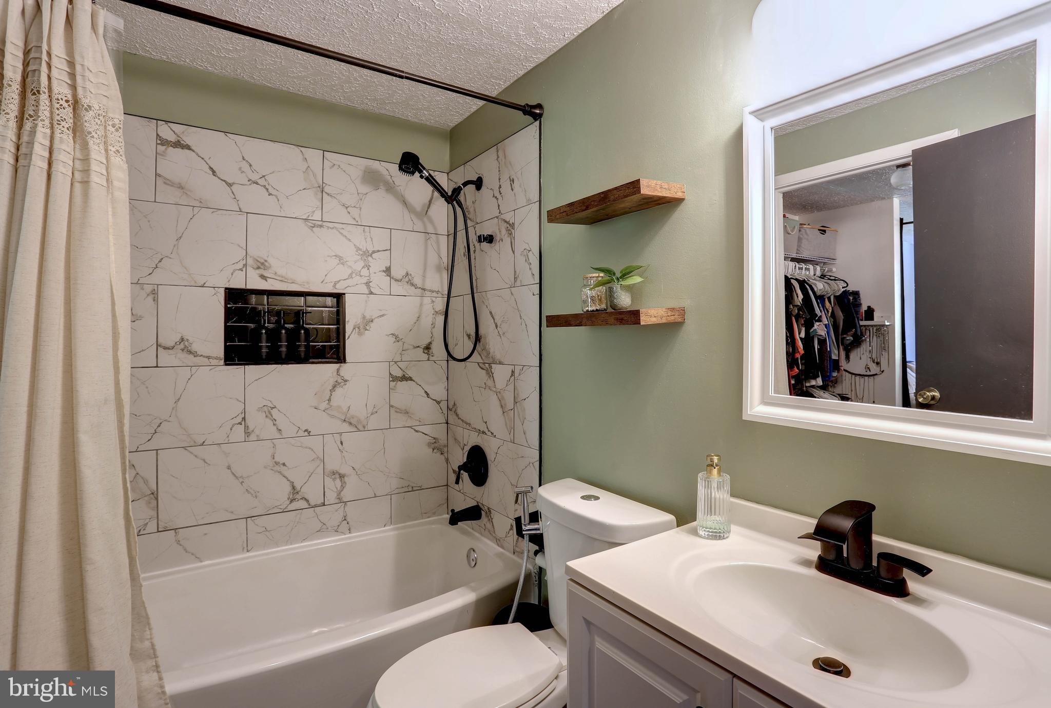 CHESTERFIELD - Residential