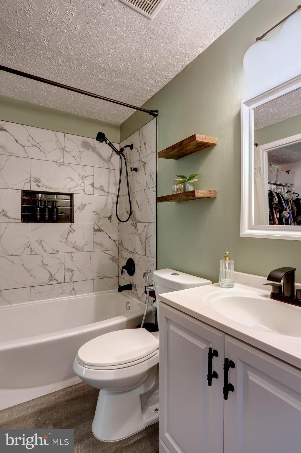 CHESTERFIELD - Residential