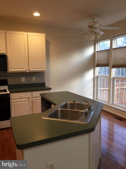 PEACE PLANTATION - Residential Lease