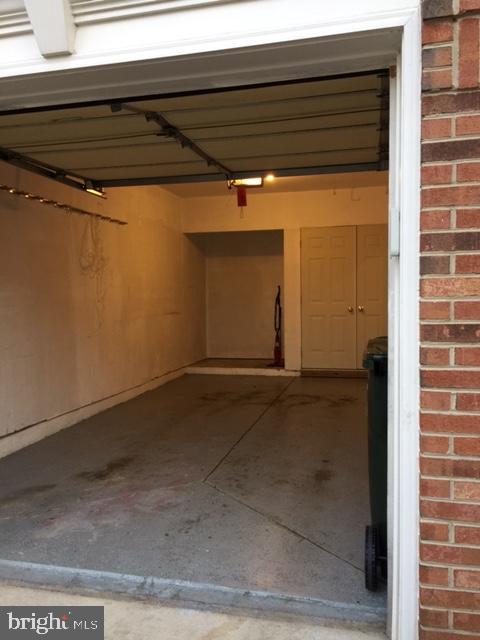 PEACE PLANTATION - Residential Lease