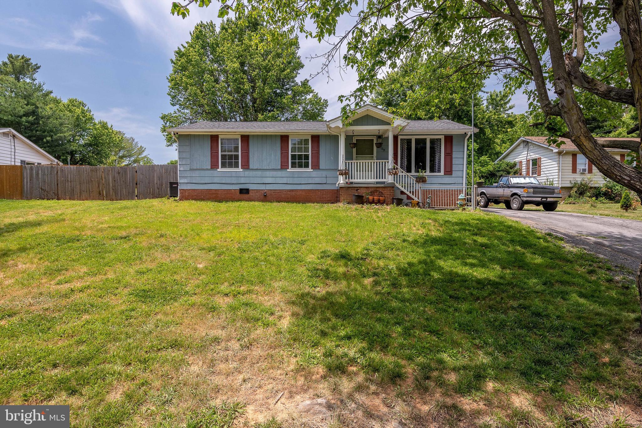 SECURITY HILLS - Residential