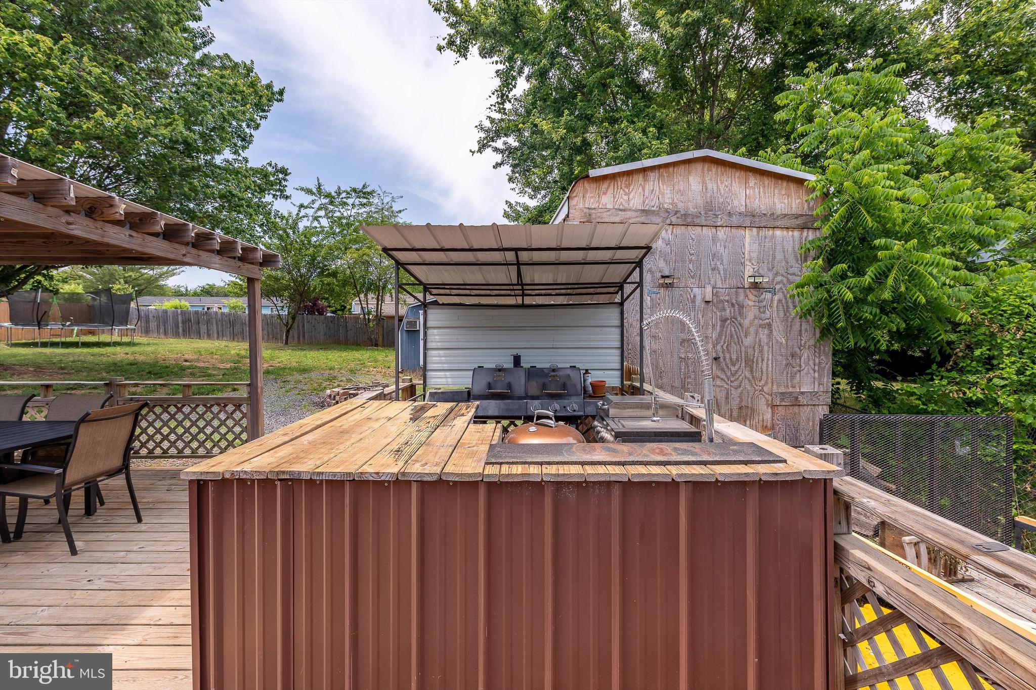 SECURITY HILLS - Residential