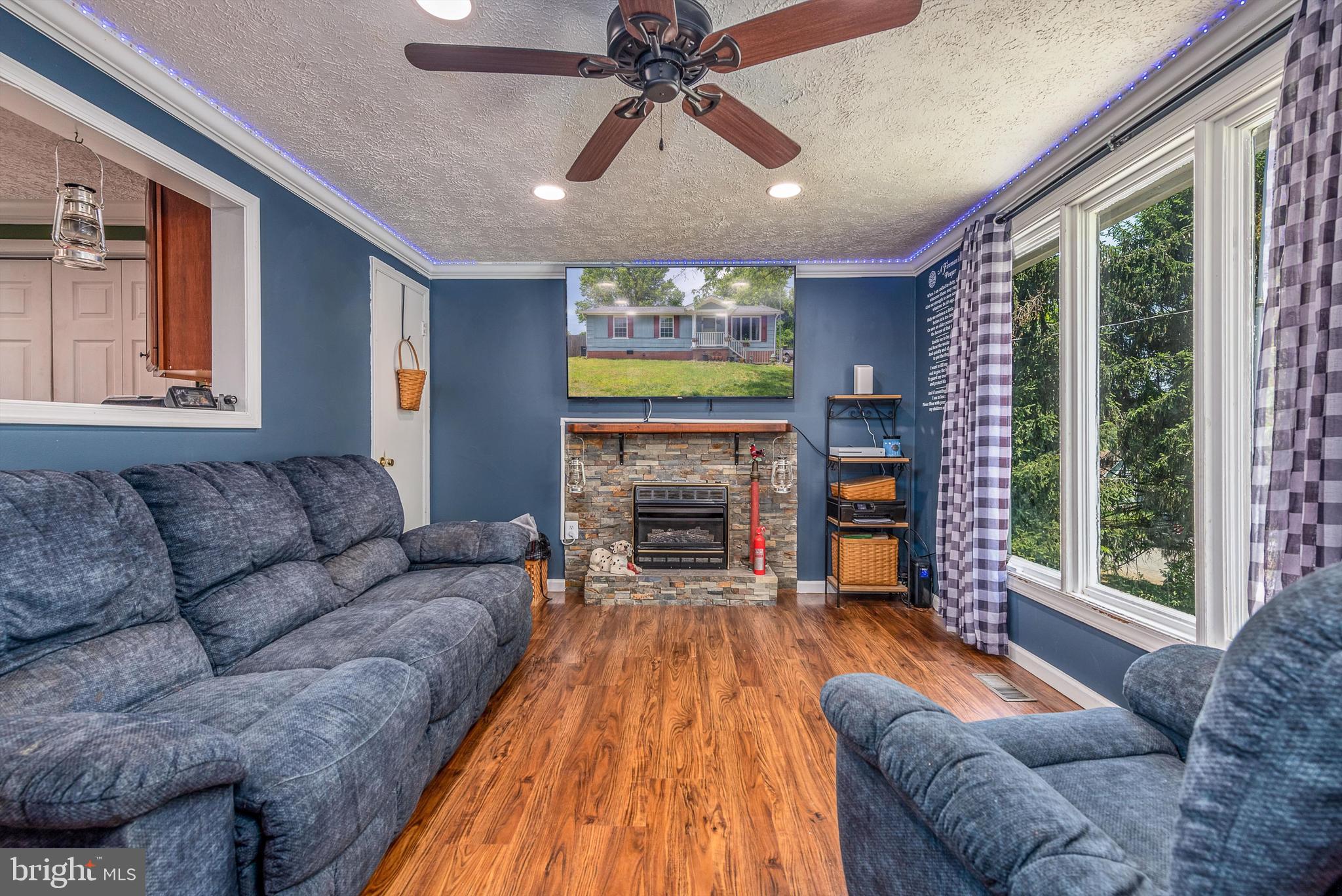 SECURITY HILLS - Residential