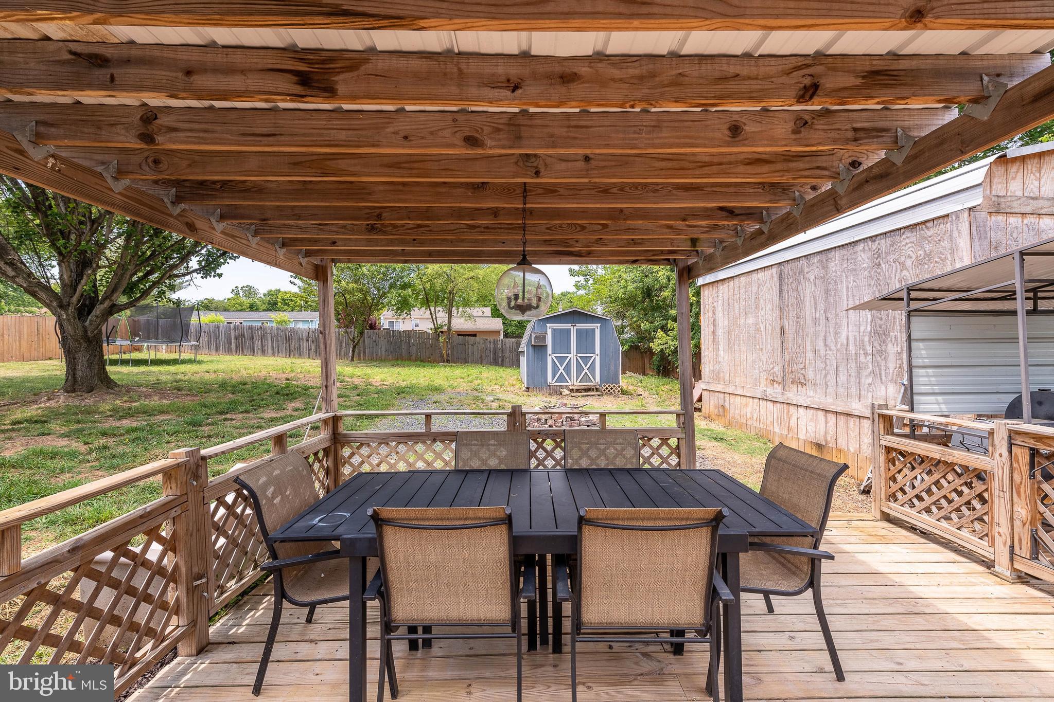 SECURITY HILLS - Residential