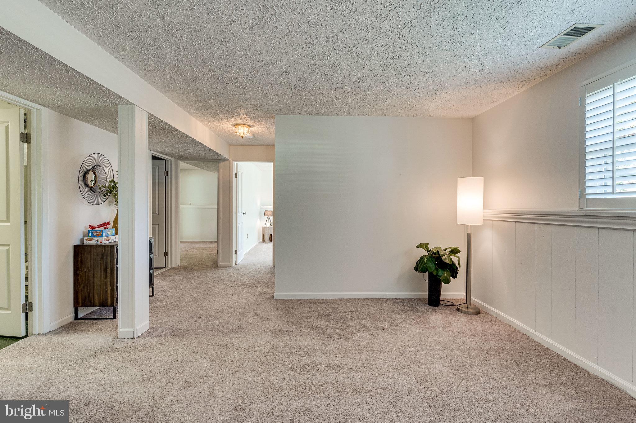 NEWINGTON FOREST - Residential