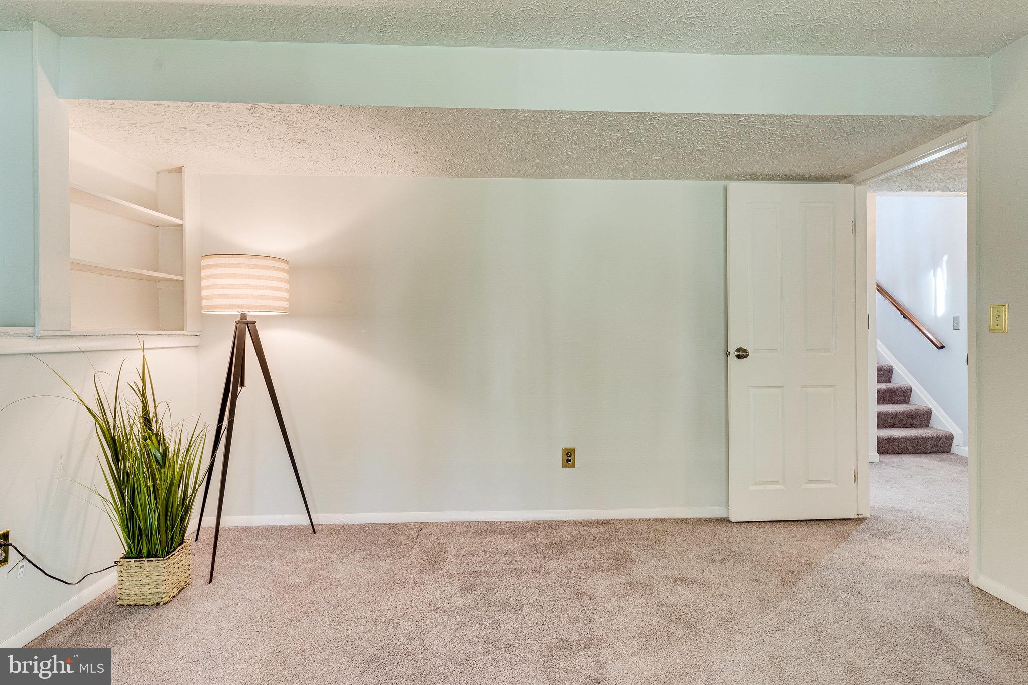 NEWINGTON FOREST - Residential