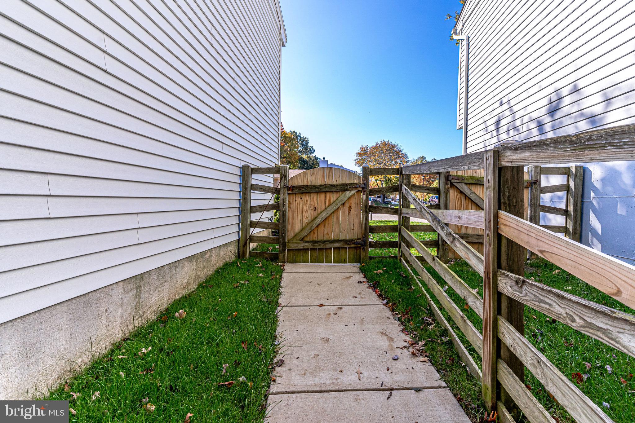 NEWINGTON FOREST - Residential