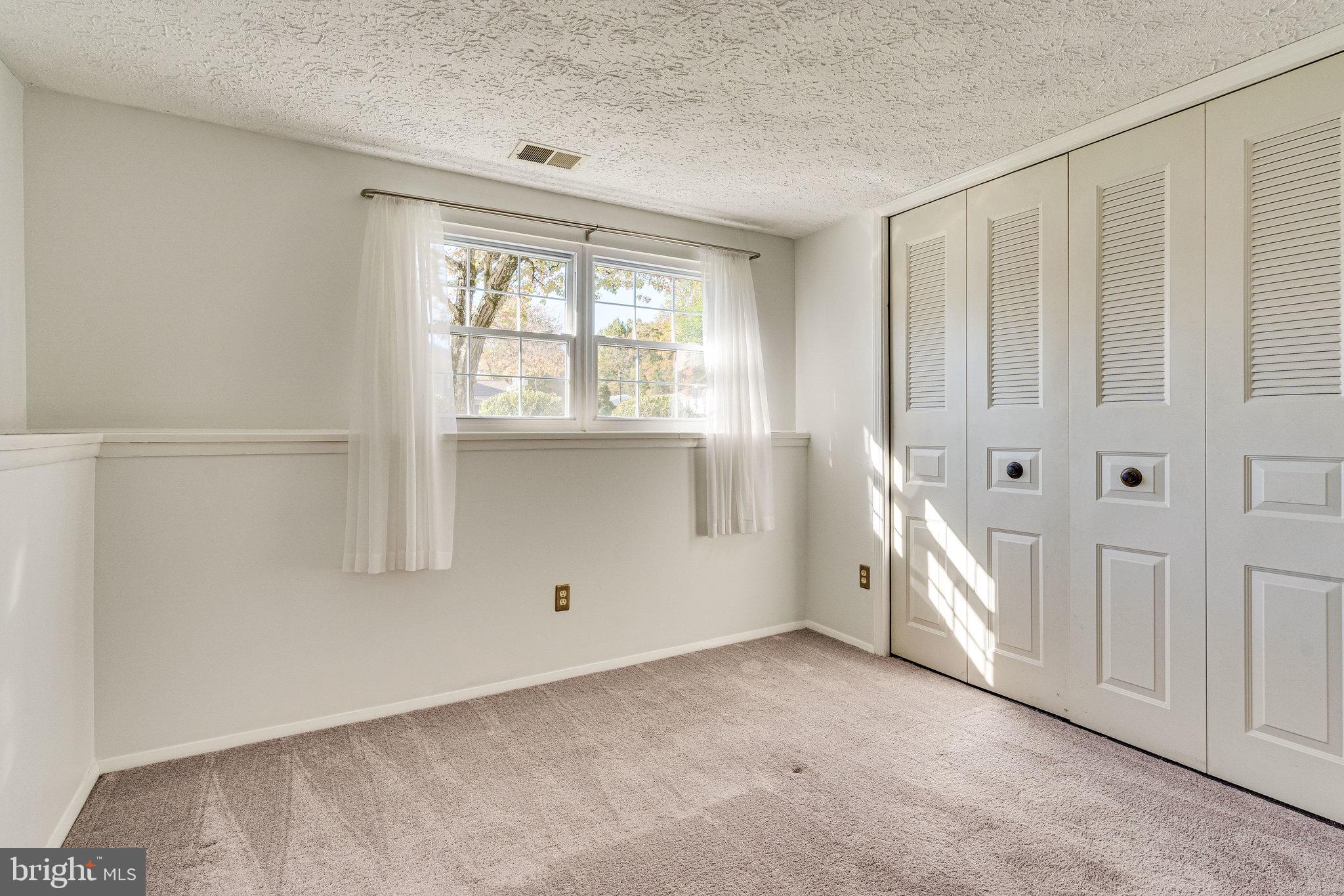 NEWINGTON FOREST - Residential