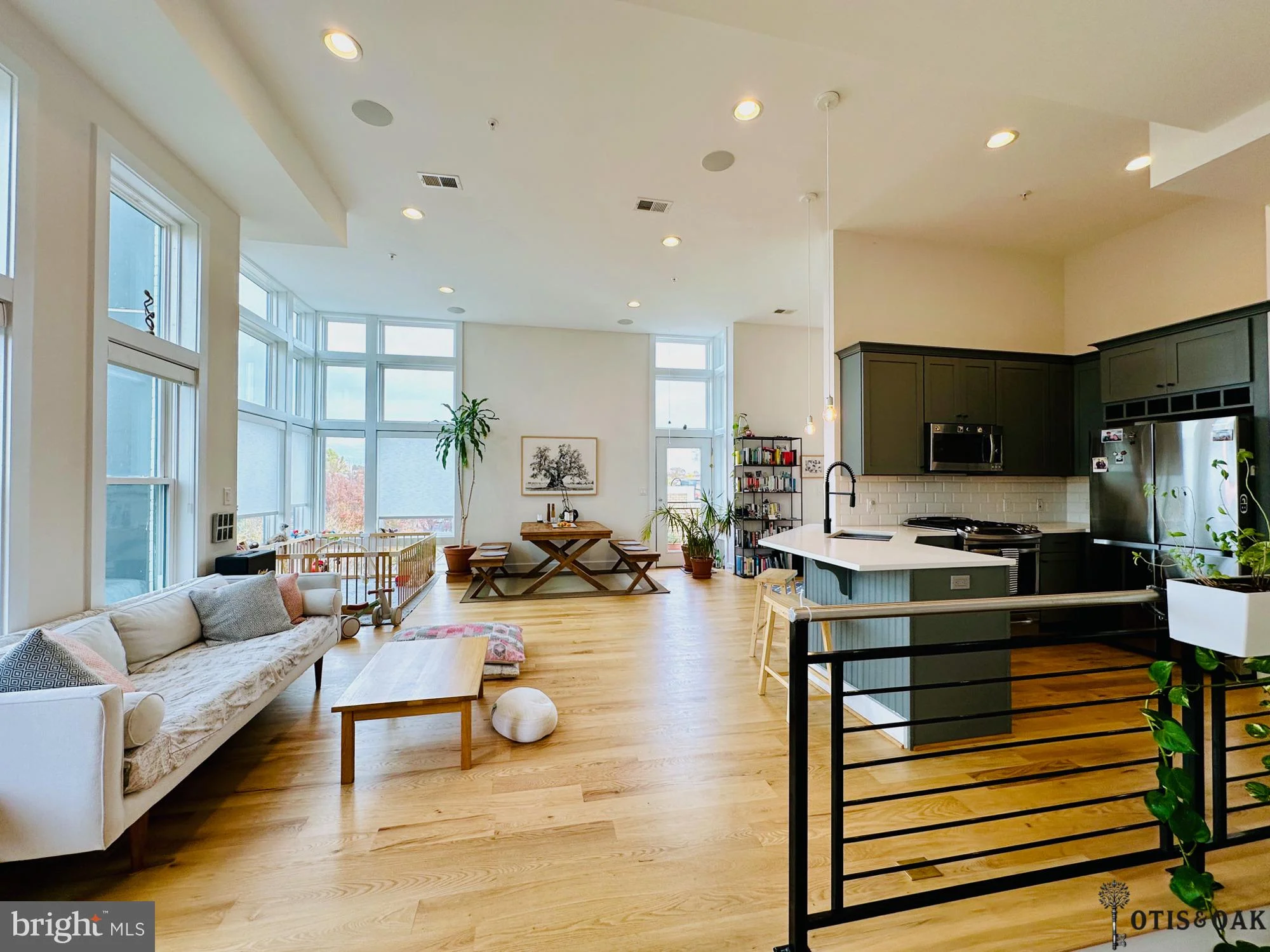 1352 Quincy Street NW Unit 4