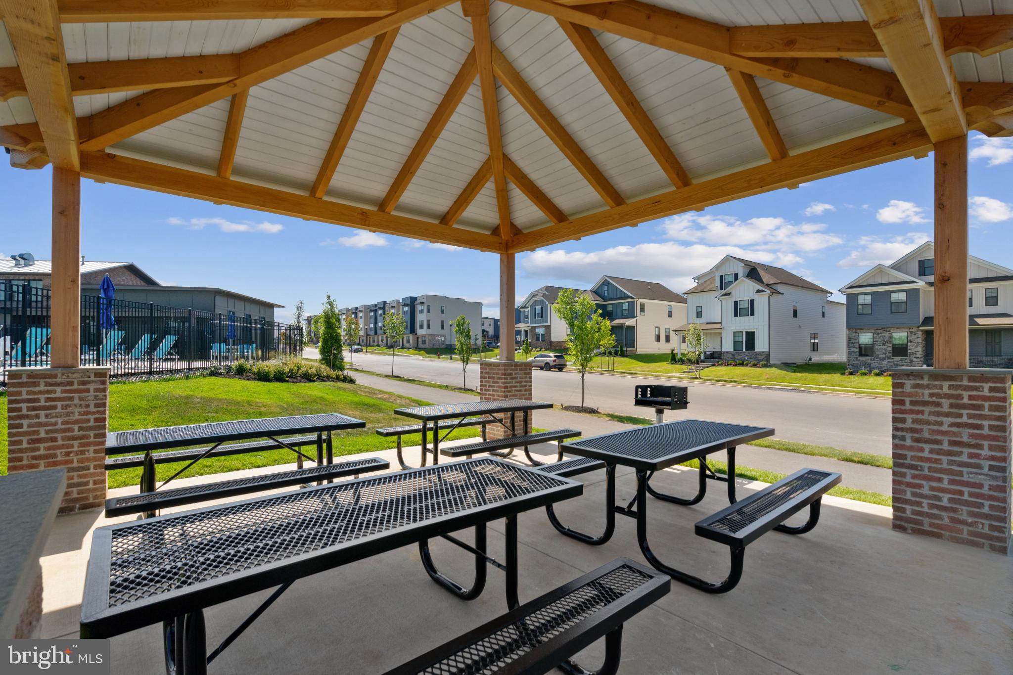 RENN QUARTER - Residential