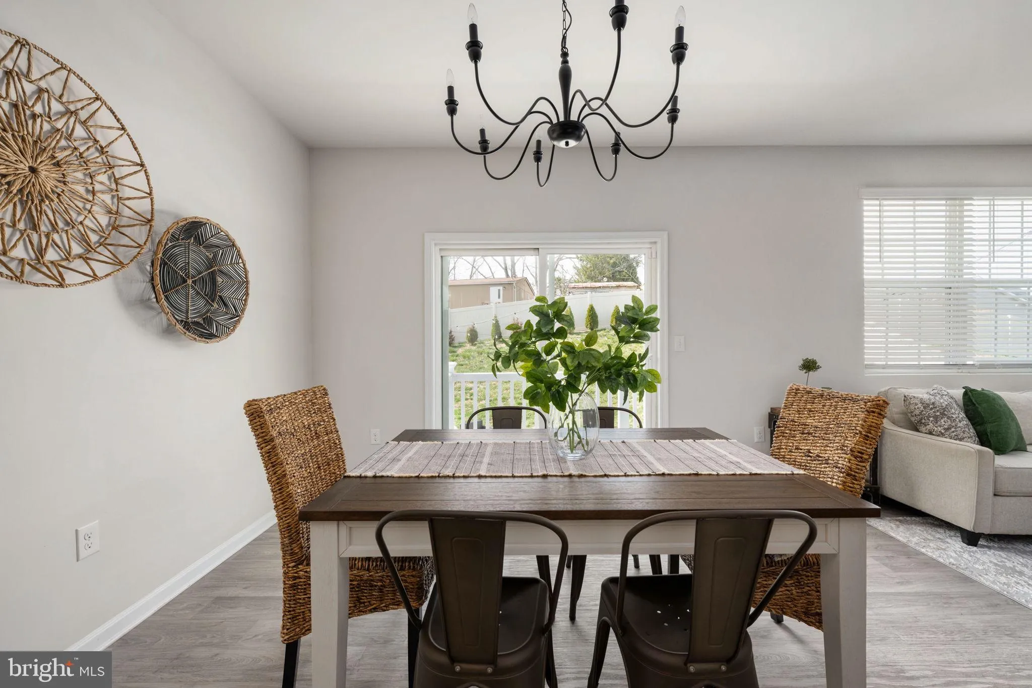 Fredericksburg, Virginia 22405, United States, 5 Bedrooms Bedrooms, ,3 BathroomsBathrooms,Residential,Active,89294