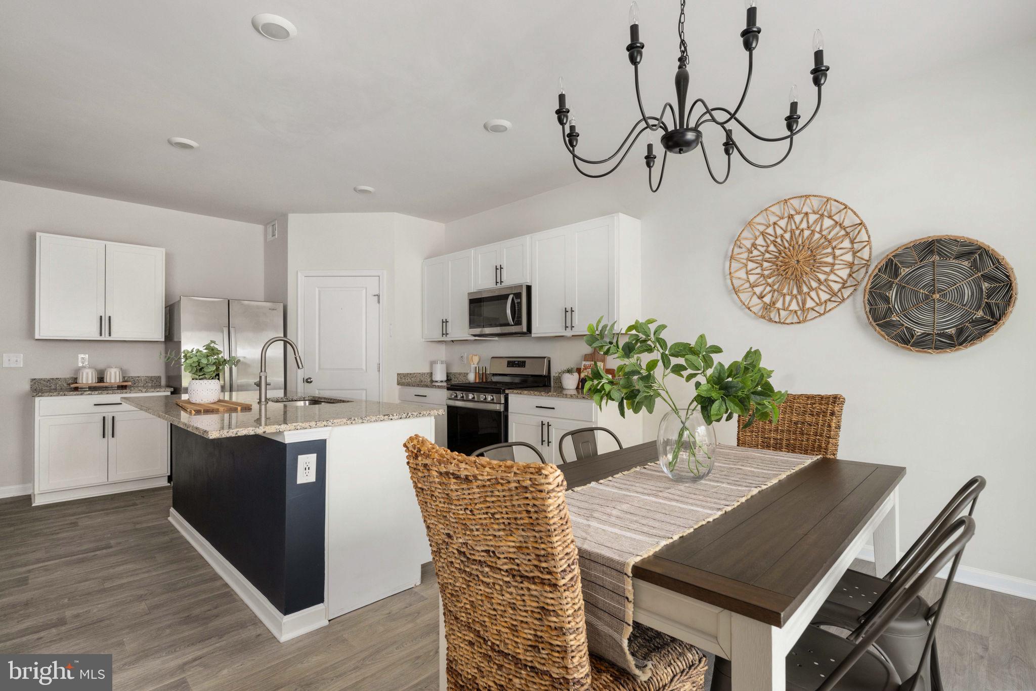 SOUTHGATE - Residential