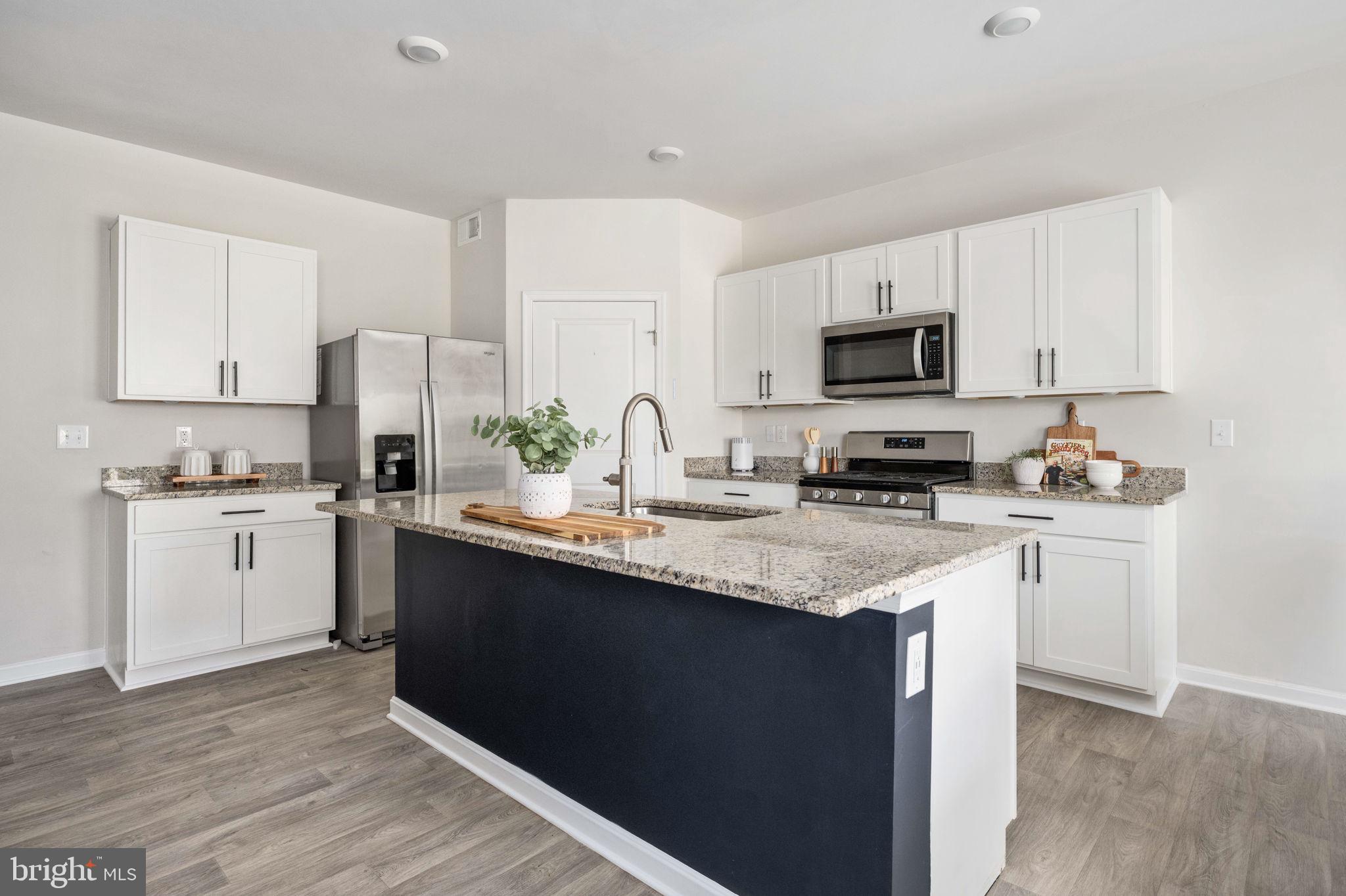 SOUTHGATE - Residential