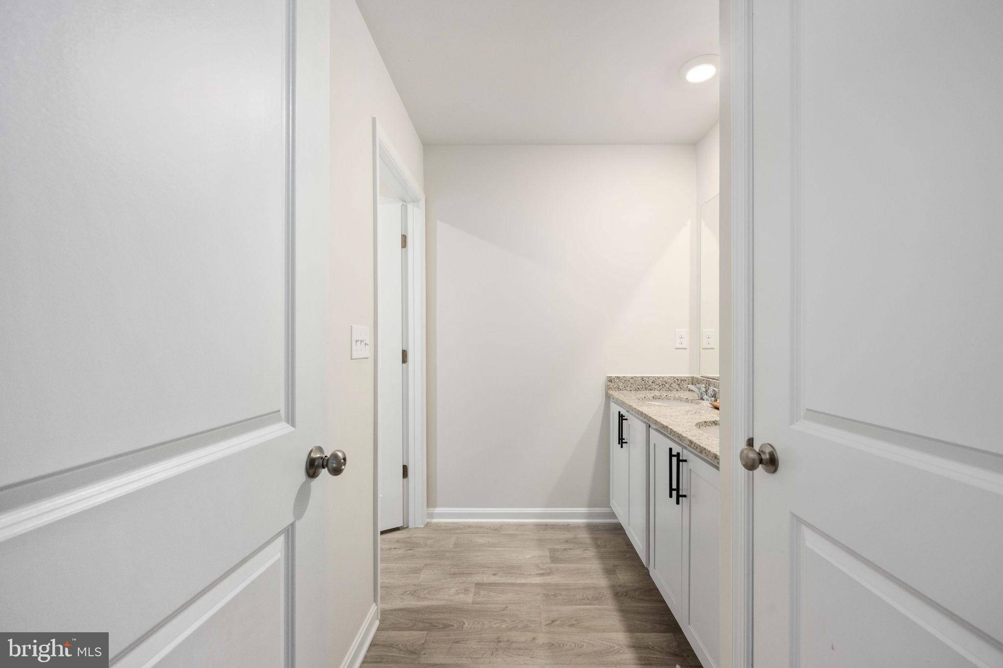 SOUTHGATE - Residential