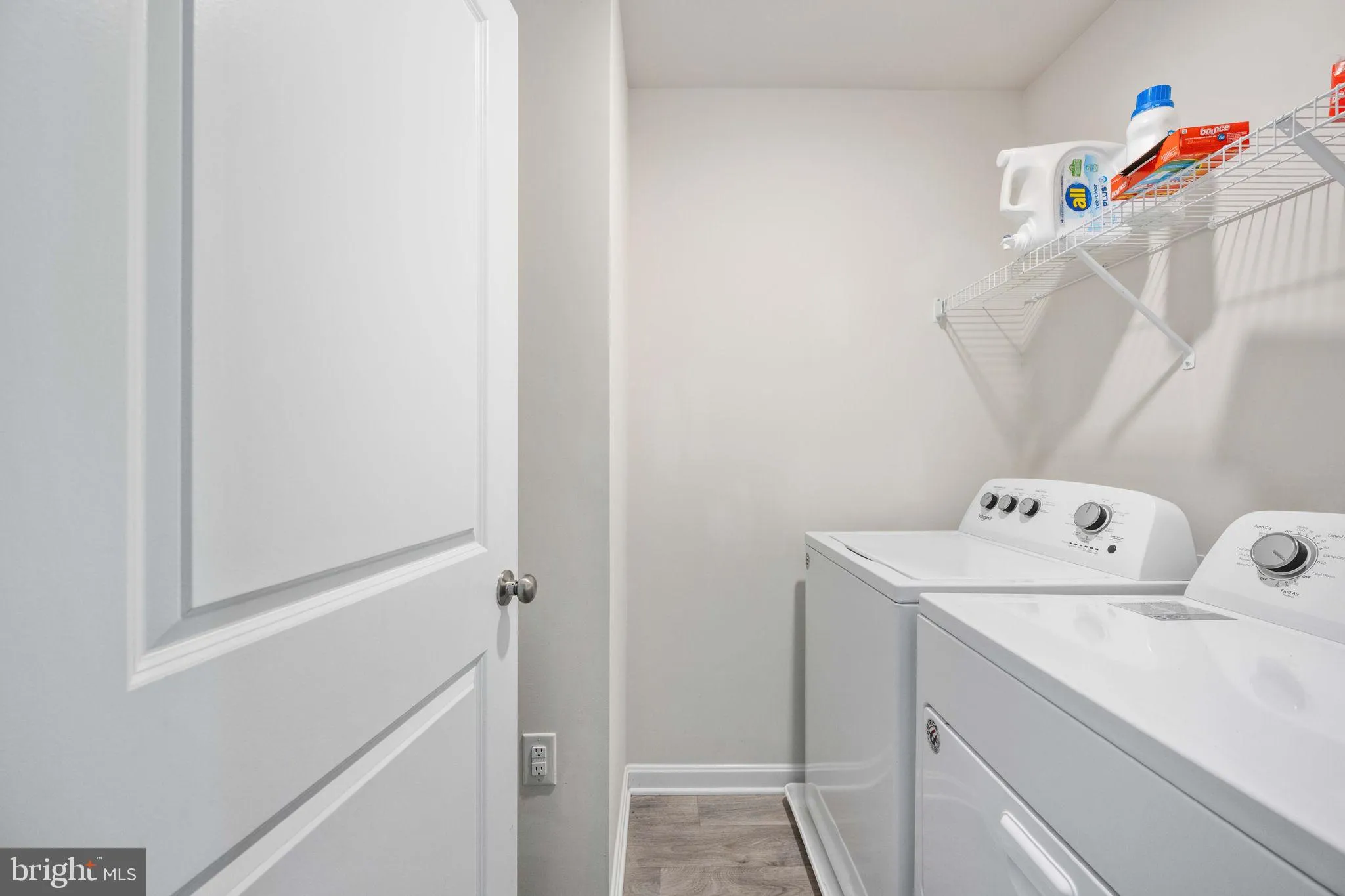 Fredericksburg, Virginia 22405, United States, 5 Bedrooms Bedrooms, ,3 BathroomsBathrooms,Residential,Active,89294