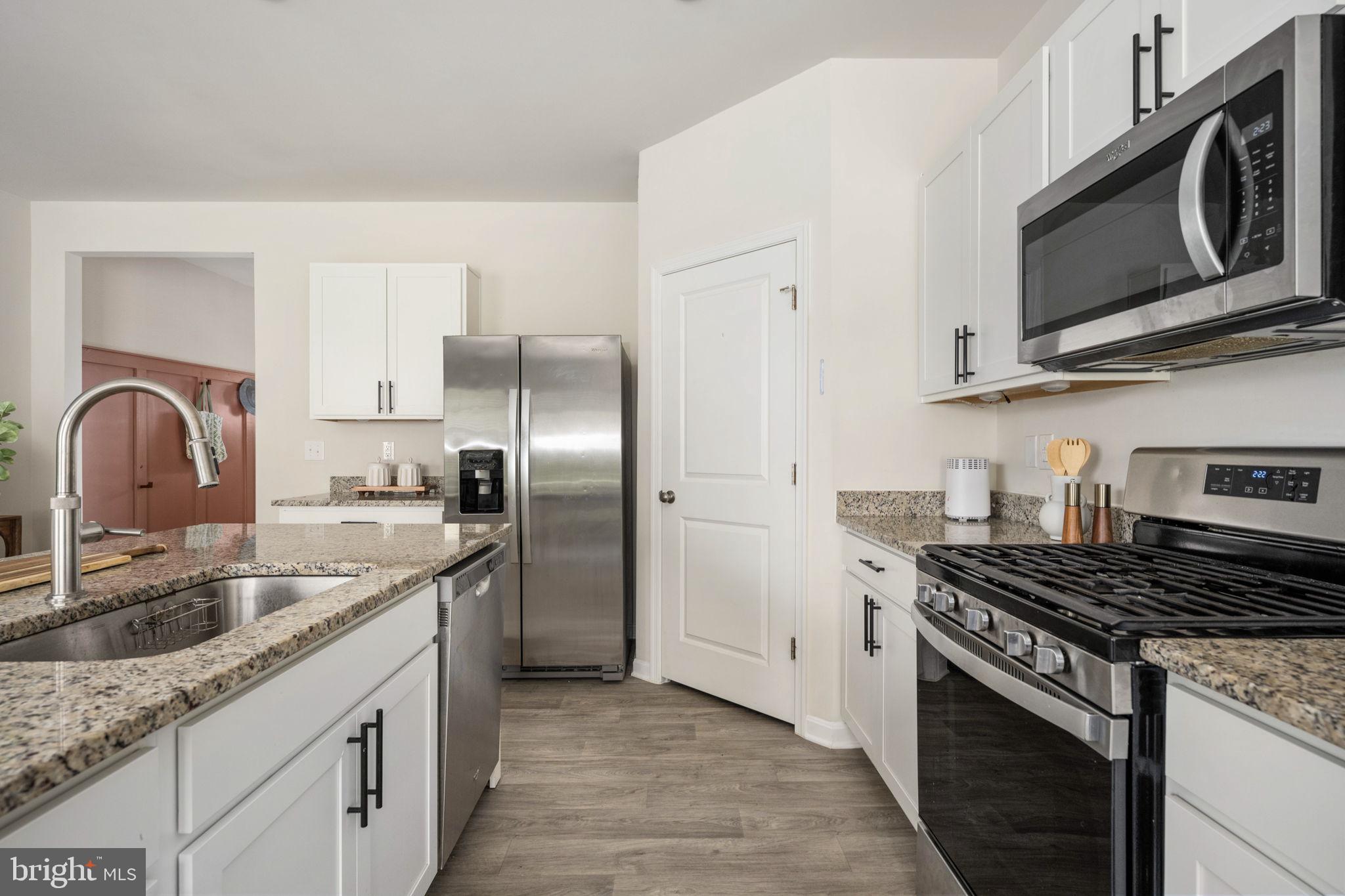 SOUTHGATE - Residential