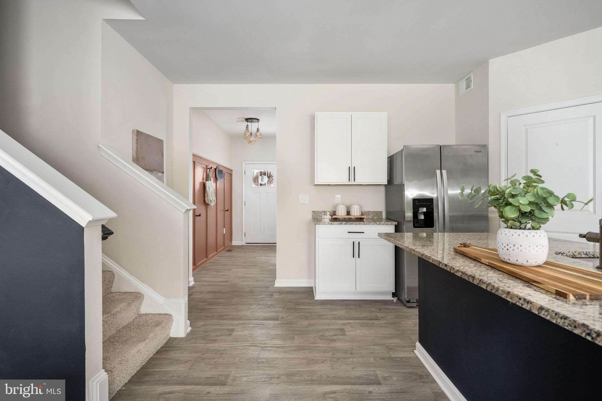 SOUTHGATE - Residential