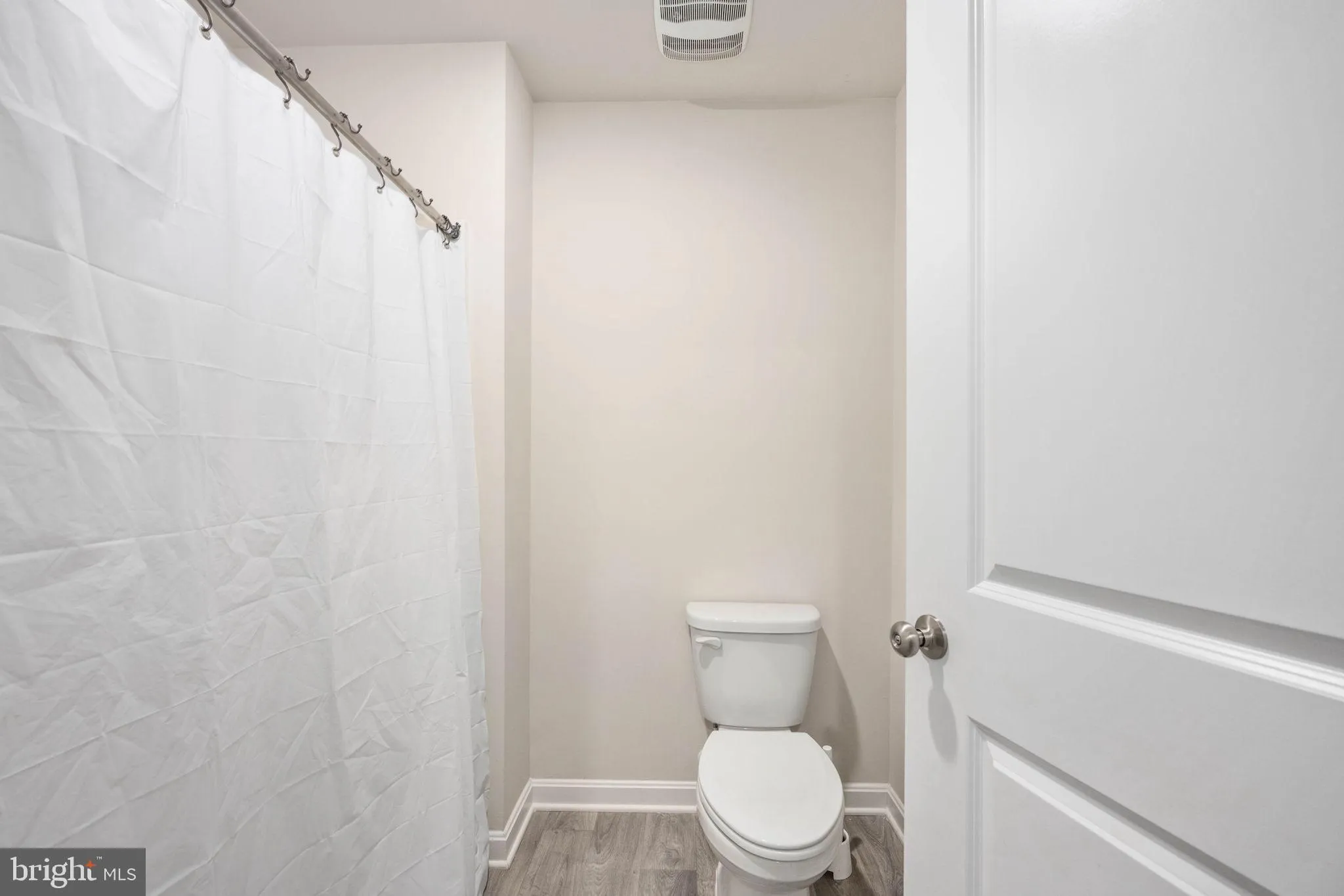 Fredericksburg, Virginia 22405, United States, 5 Bedrooms Bedrooms, ,3 BathroomsBathrooms,Residential,Active,89294