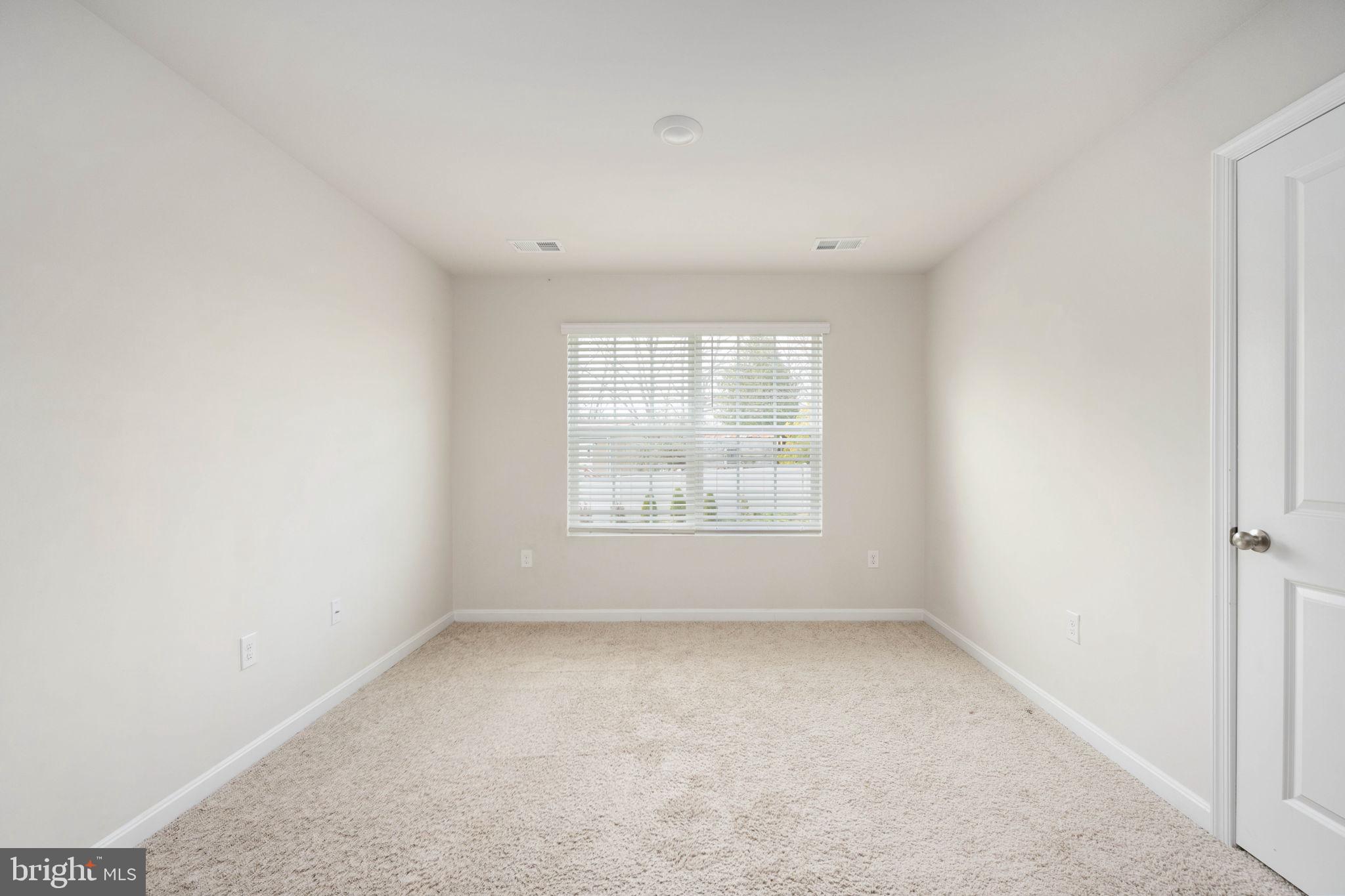 SOUTHGATE - Residential