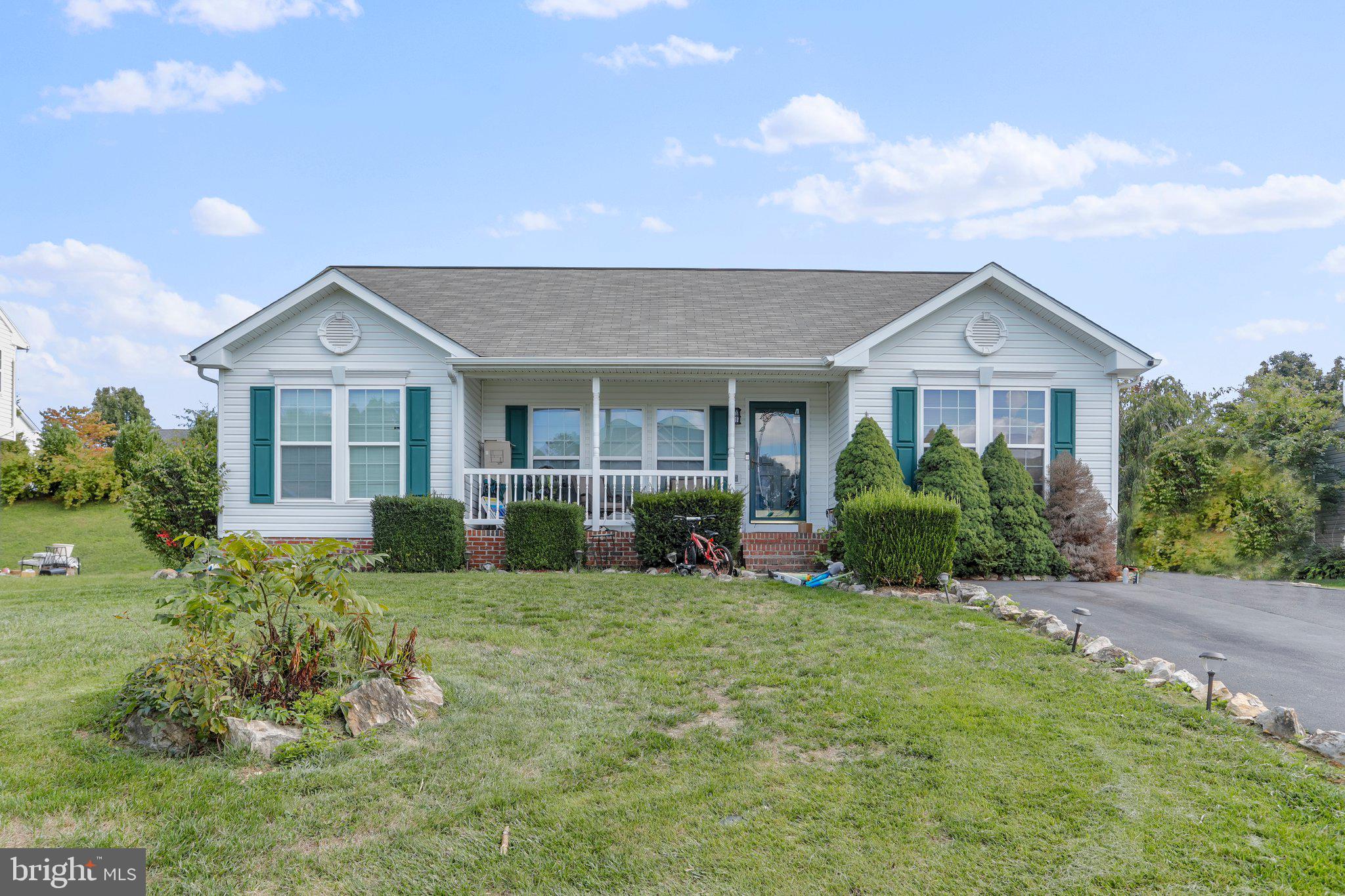 LAUREL RIDGE - Residential