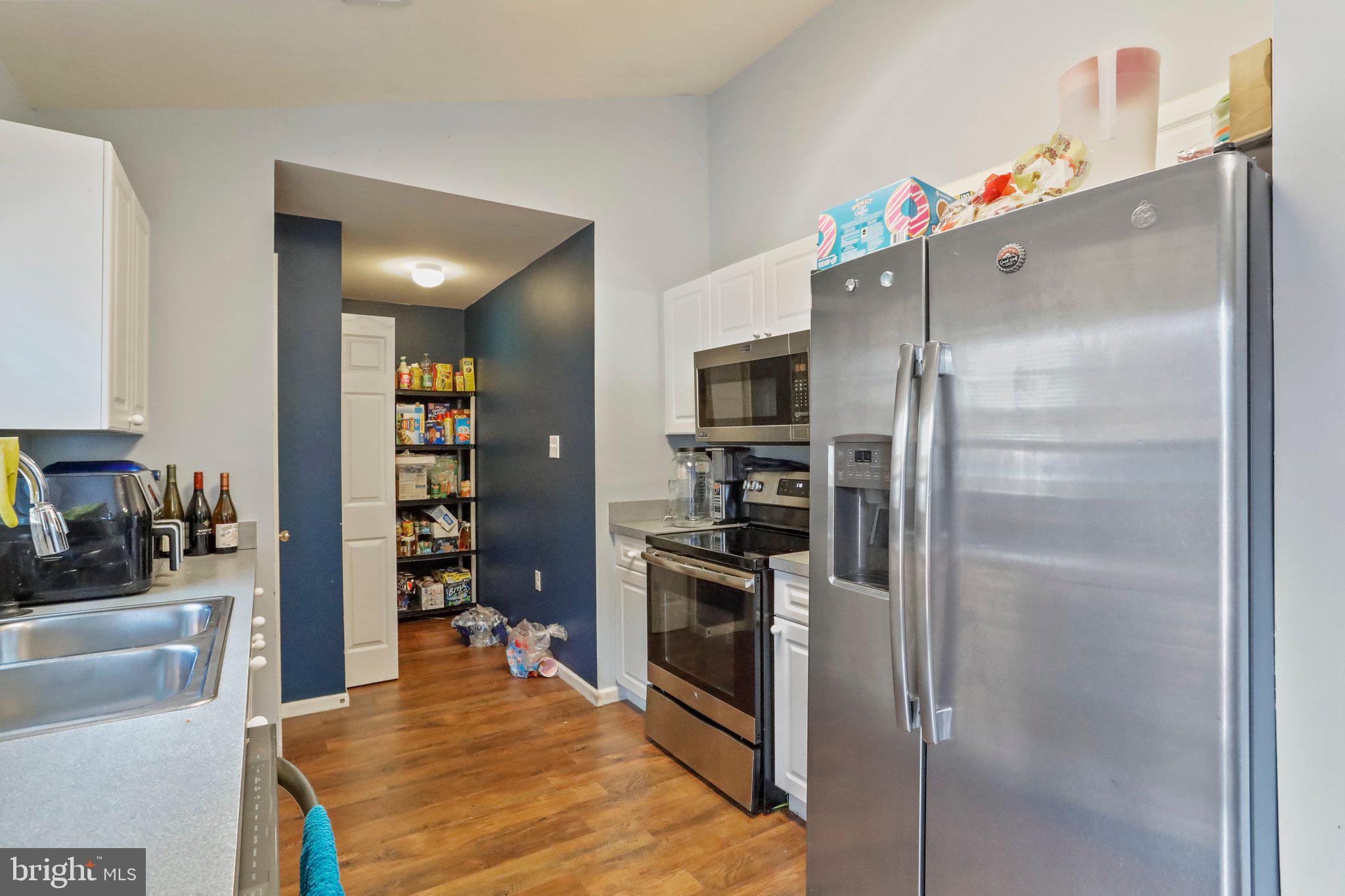 LAUREL RIDGE - Residential