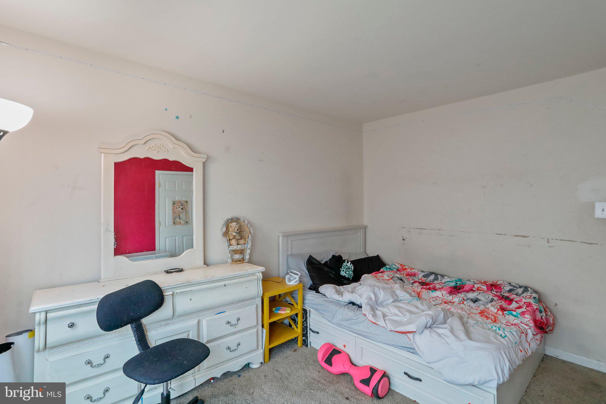 LAUREL RIDGE - Residential