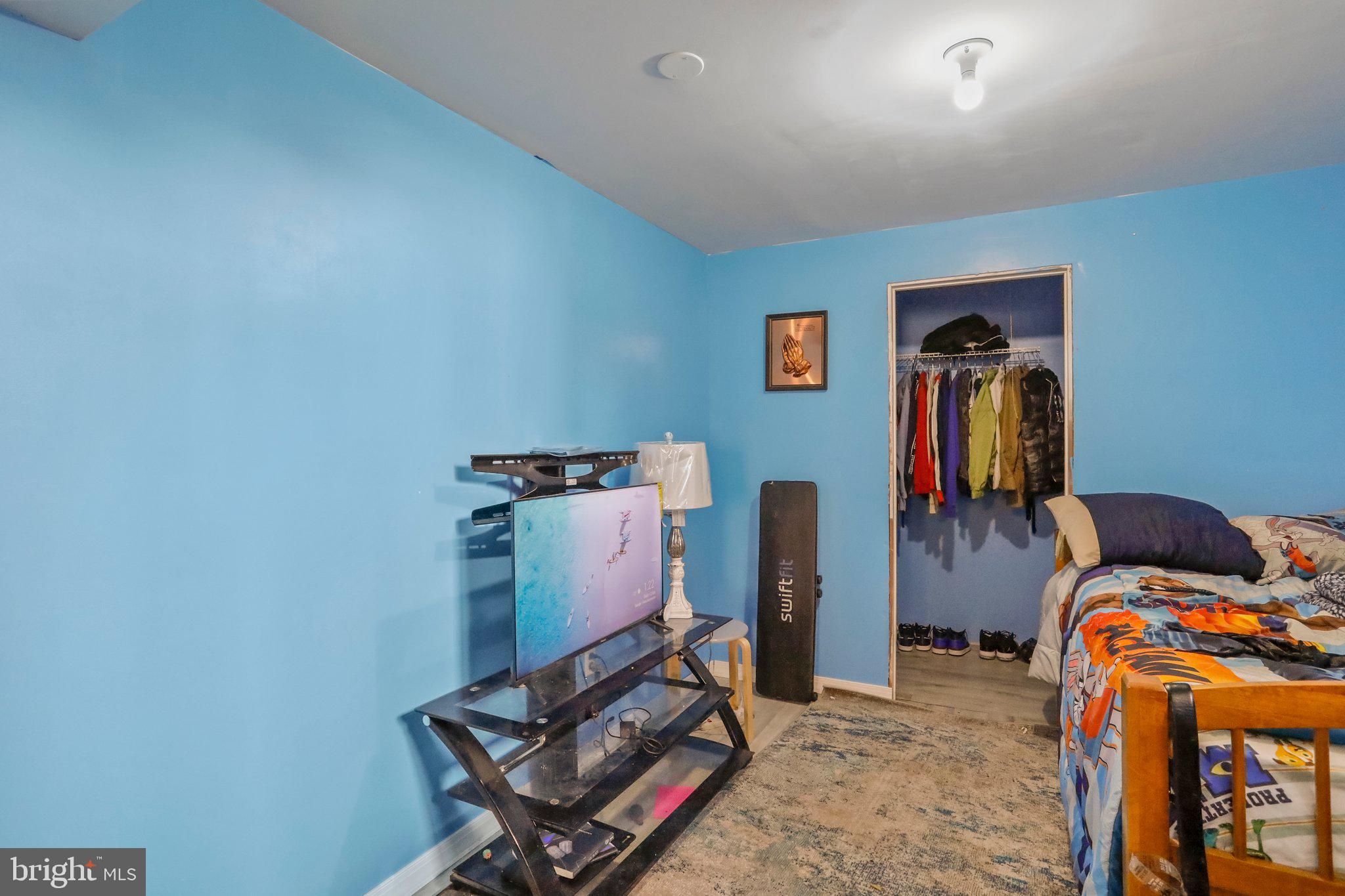 LAUREL RIDGE - Residential