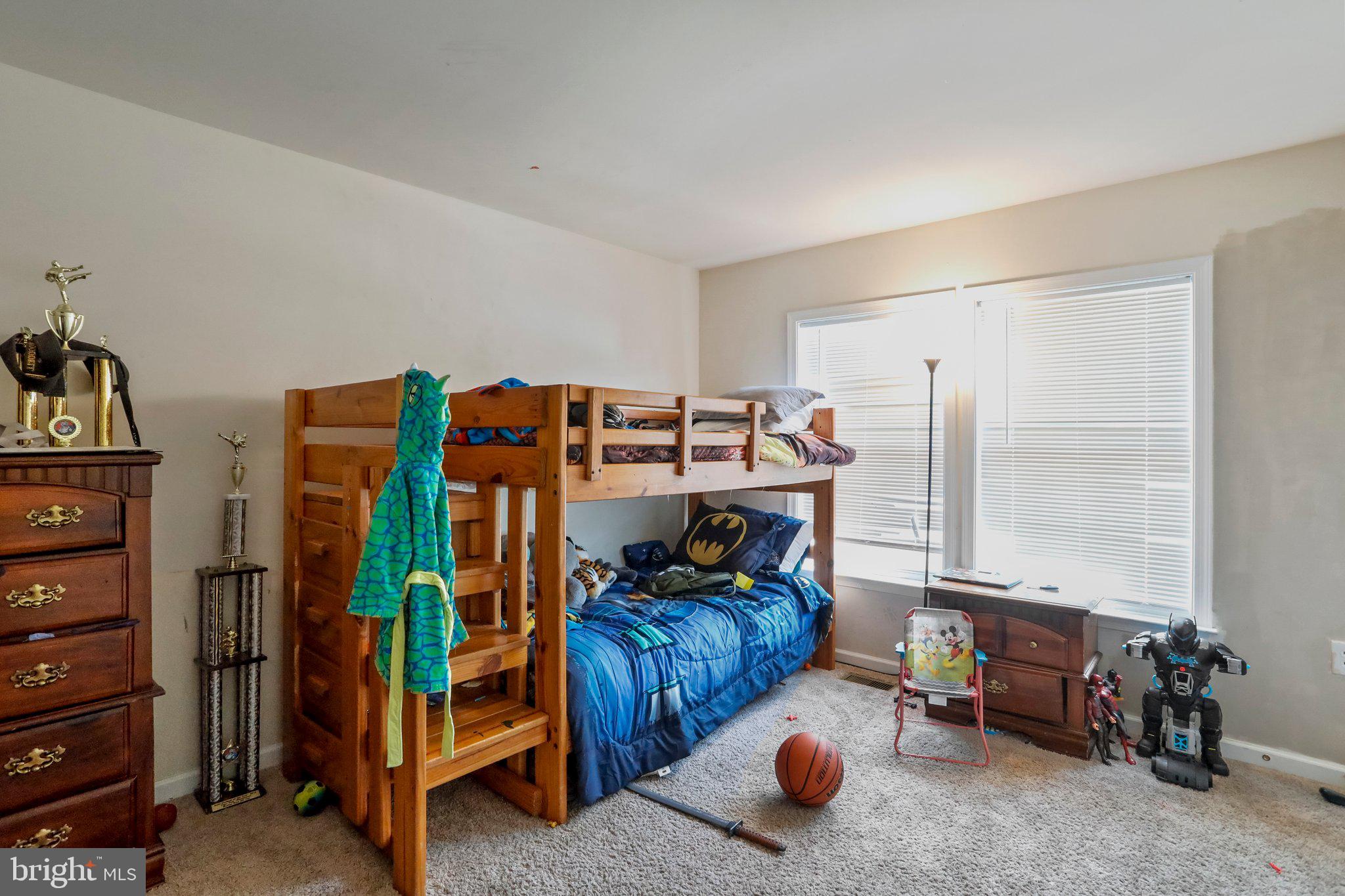 LAUREL RIDGE - Residential