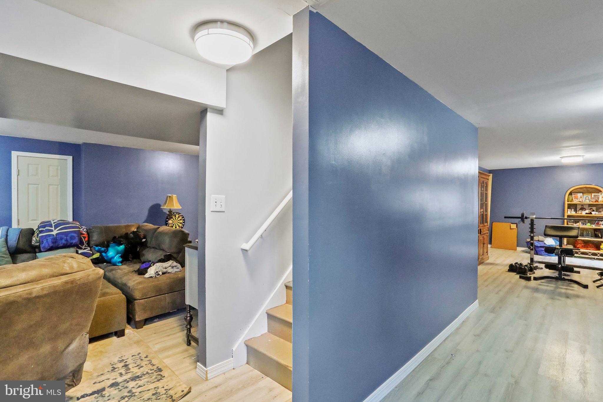 LAUREL RIDGE - Residential