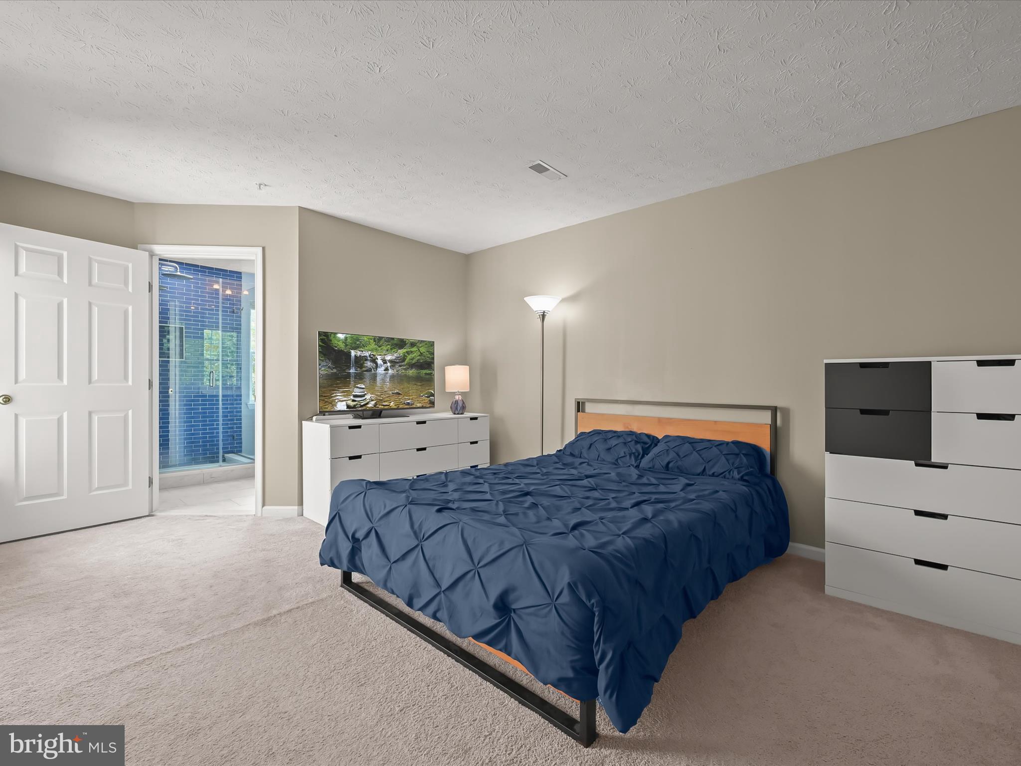 21 MILKWOOD COURT