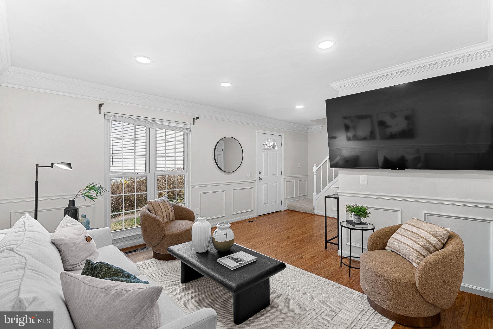 BURKE CENTRE - Residential