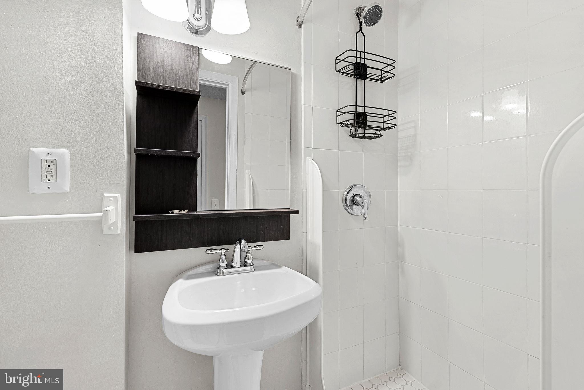 BURKE CENTRE - Residential