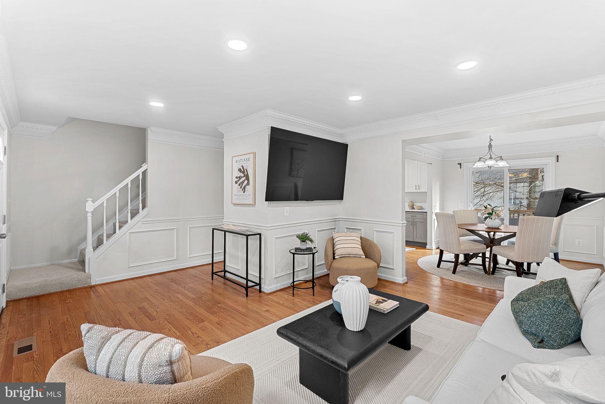 BURKE CENTRE - Residential