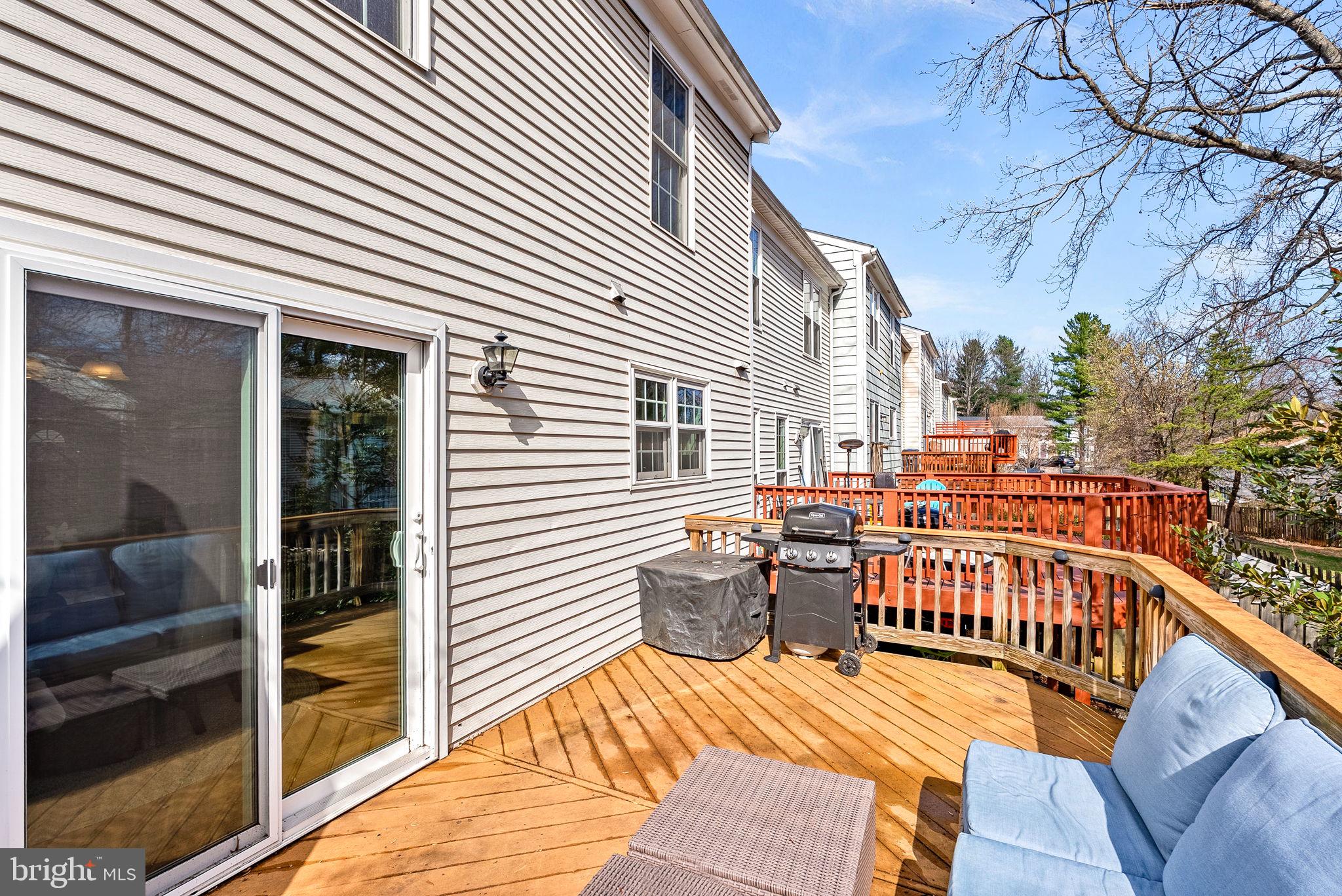 BURKE CENTRE - Residential