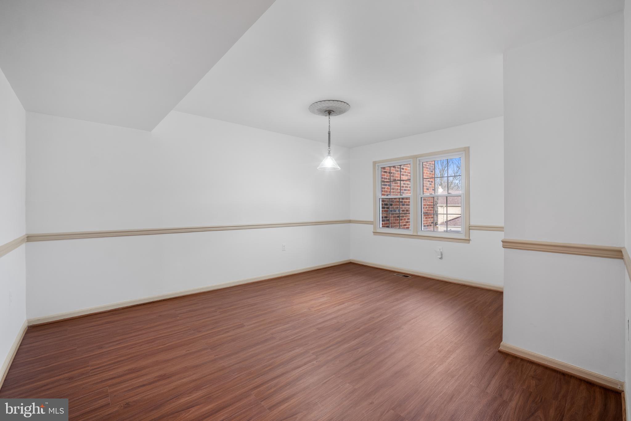 1103 MOOREFIELD HILL COURT SW