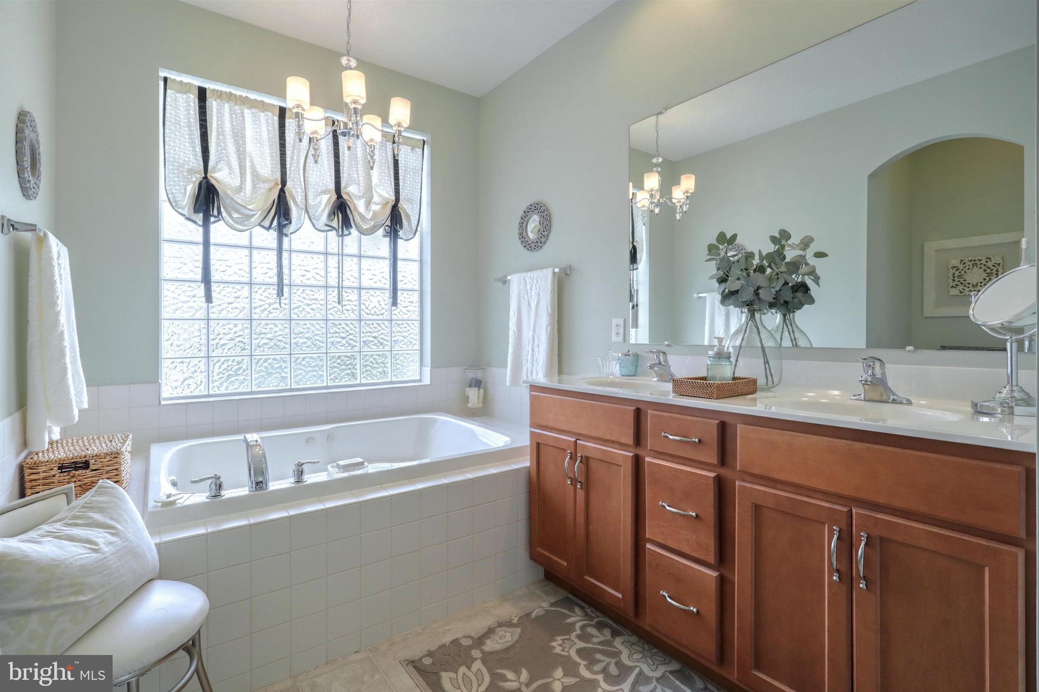 SAGE HILL - Residential