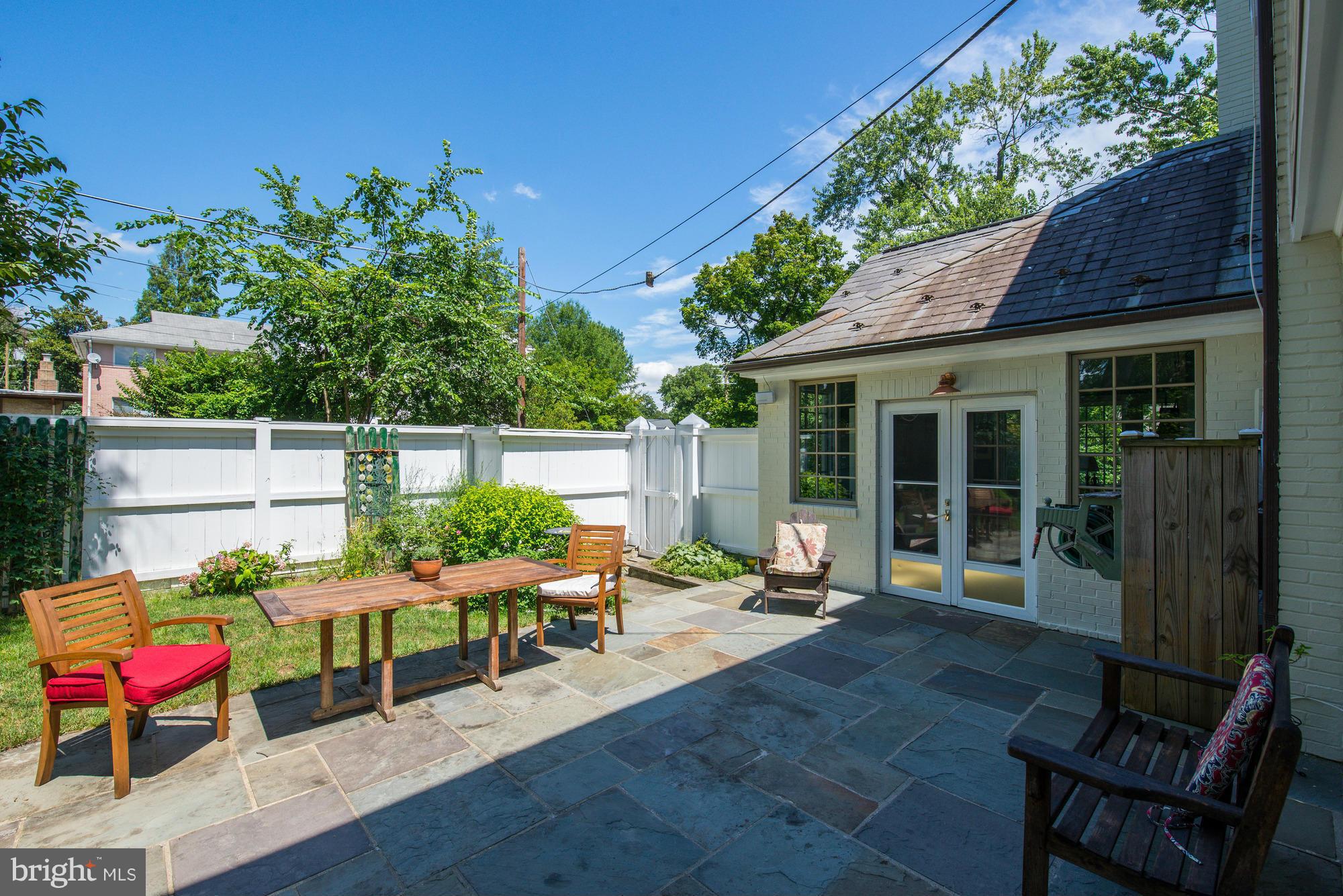 WESTGATE - Residential