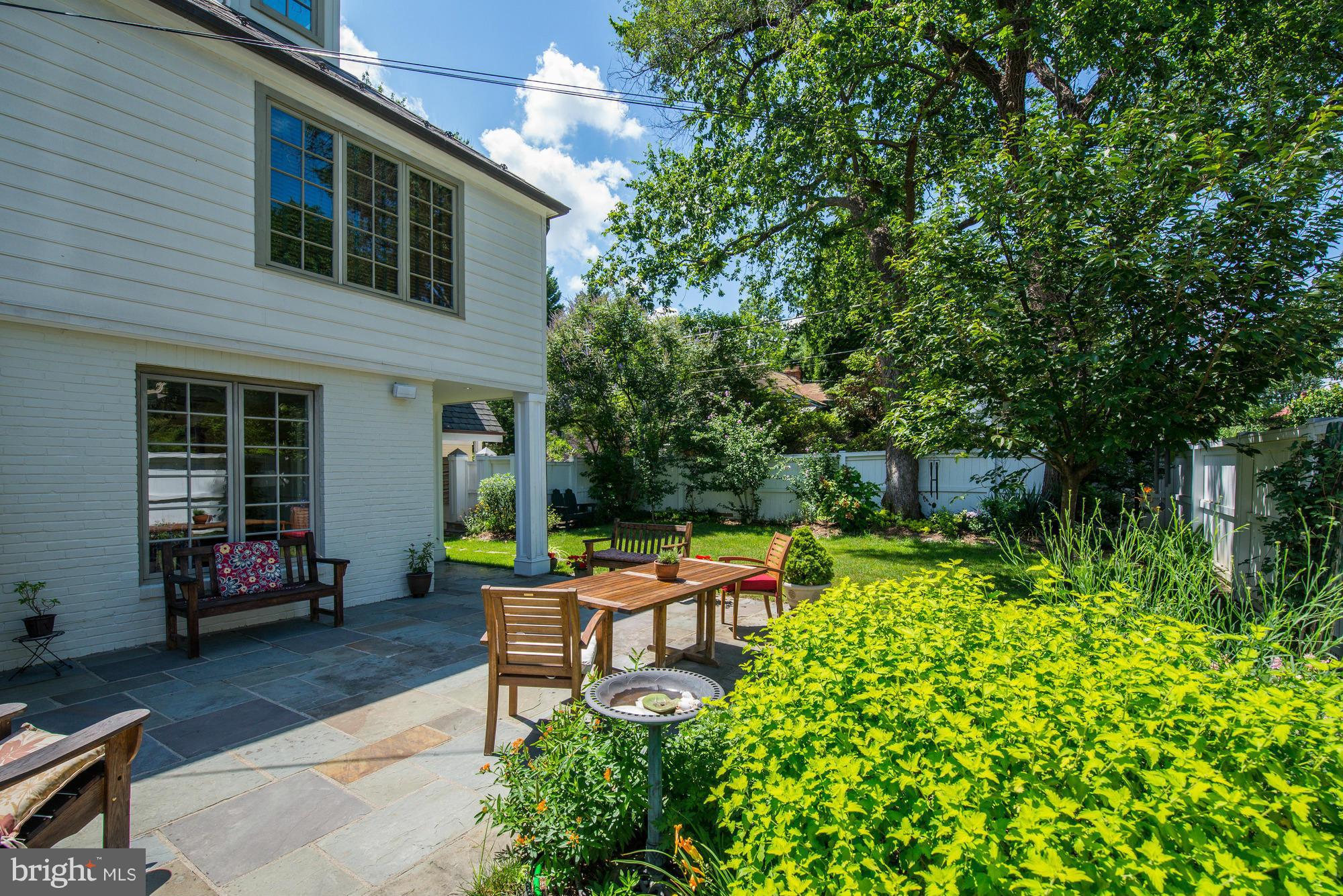 WESTGATE - Residential