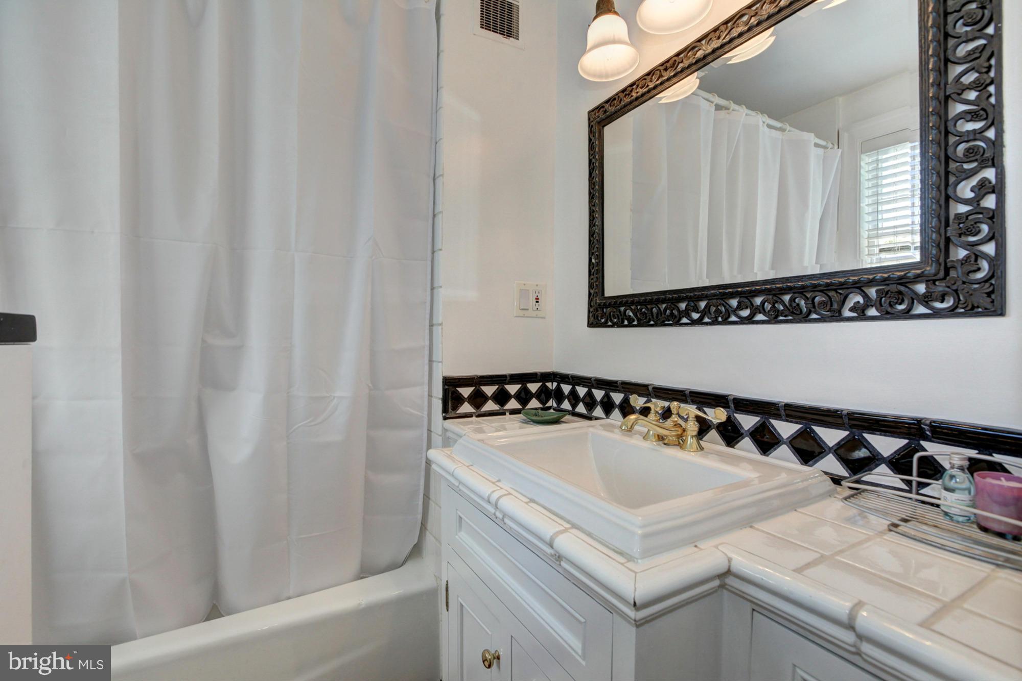 WESTGATE - Residential