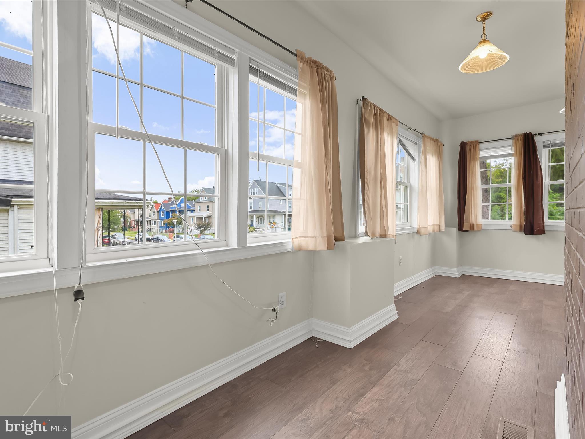 FOREST PARK - Residential