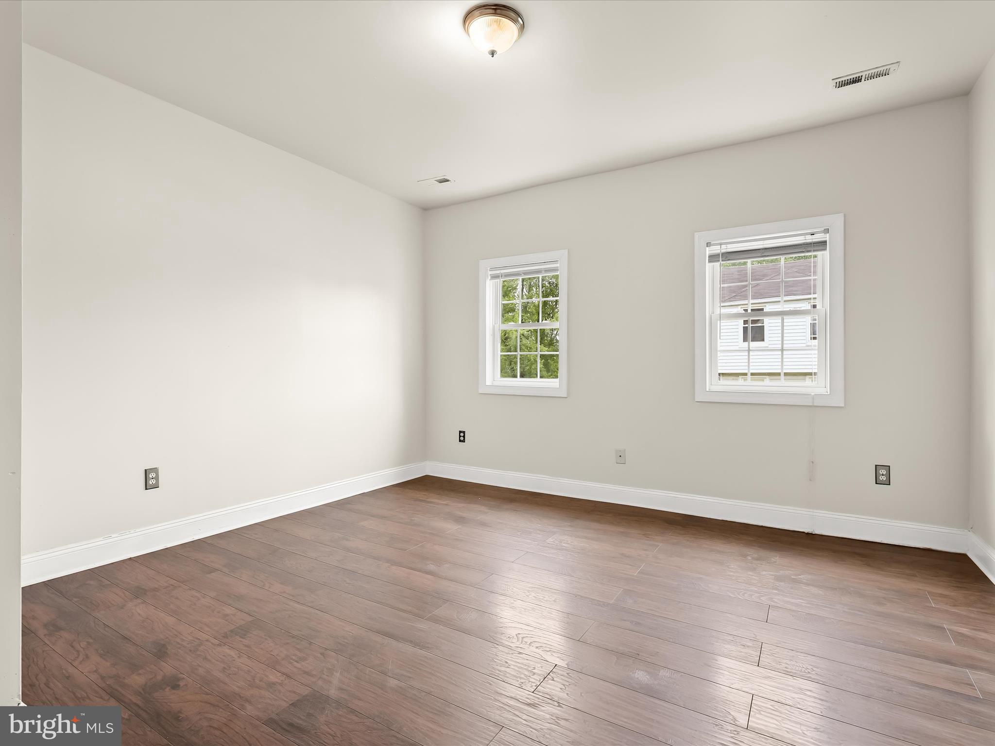 FOREST PARK - Residential