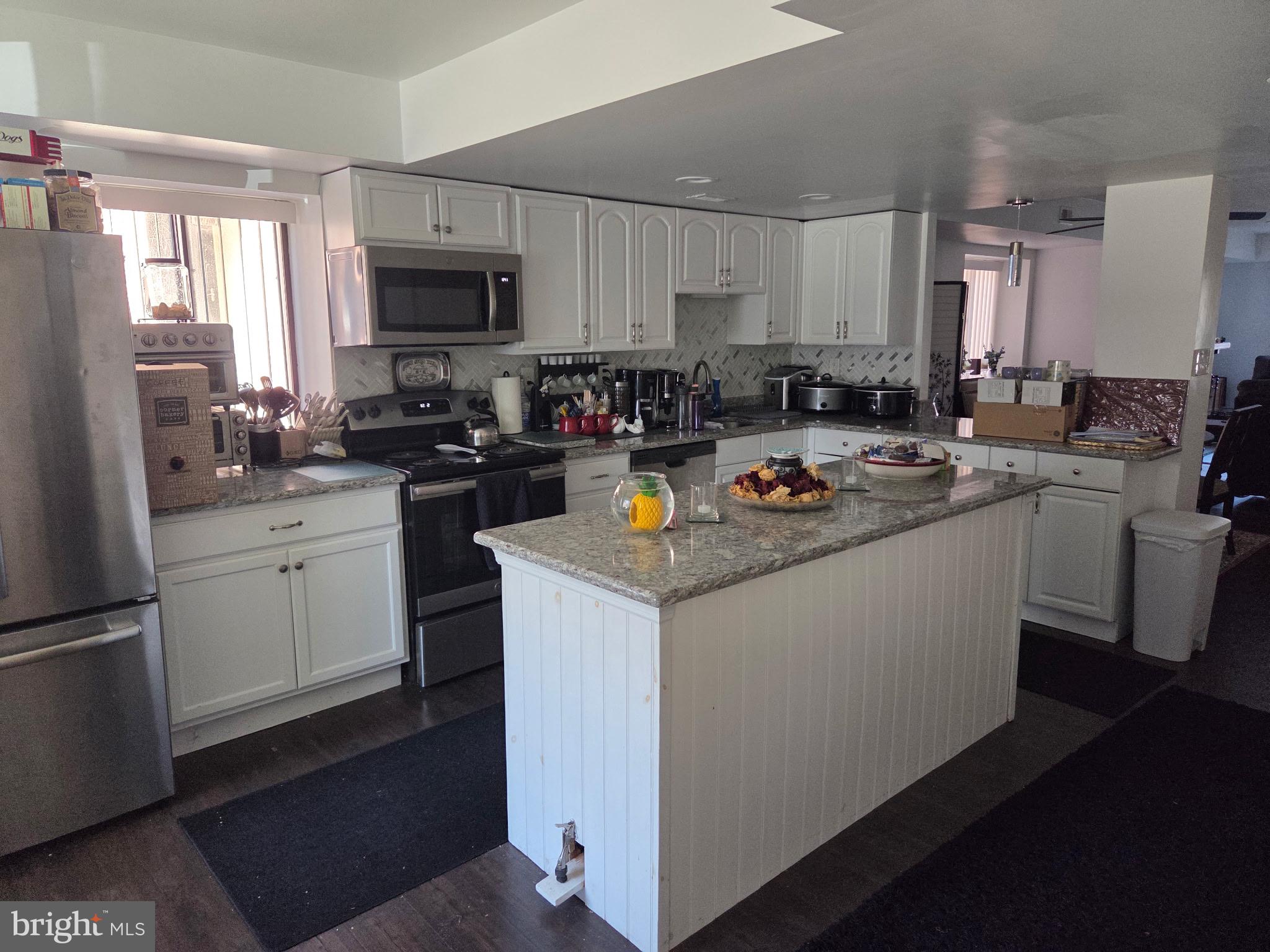 805 STONYBROOK 805