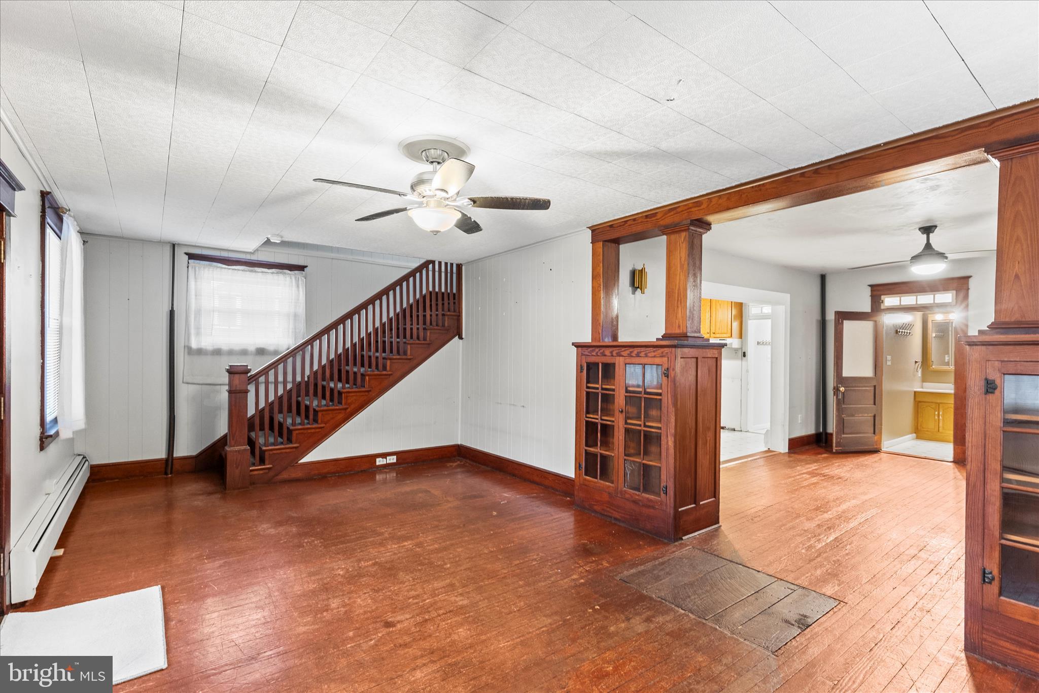 308 ABBOTTSTOWN STREET