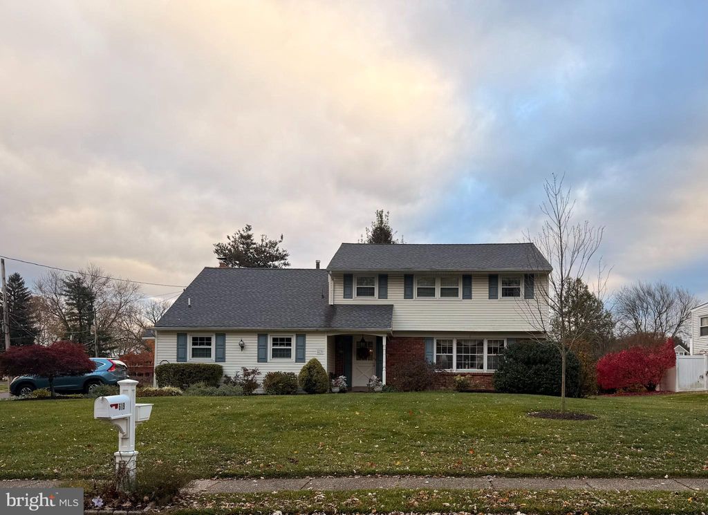 Photo of 619 Brumar Drive, HATBORO, PA 19040 (MLS # PAMC2161472)