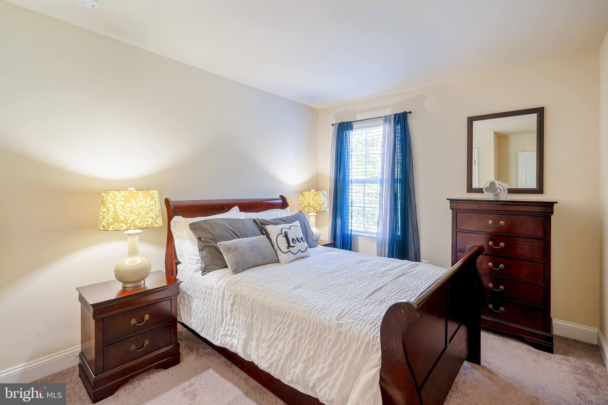 SPRING CREEK - Residential